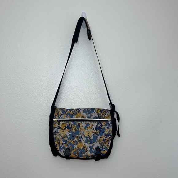 L.L. Bean Black Polyester Laptop Computer Messenger crossbody Bag paint splatter - Picture 2 of 16